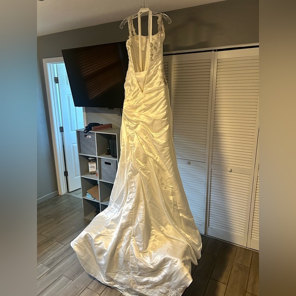 NWT Essense Of Australia Ivory Wedding Gown Sz 8 - Picture 5 of 11